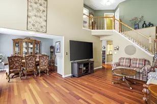 1096 Viewpoint Dr, Lake in the Hills, IL 60156 - Photo 5