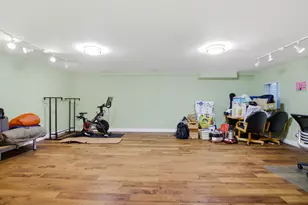 1096 Viewpoint Dr, Lake in the Hills, IL 60156 - Photo 25