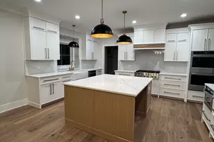 407 S Pine Ave, Arlington Heights, IL 60005 - Photo 3