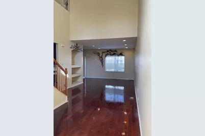 [Address not provided], Hoffman Estates, IL 60192 - Photo 3