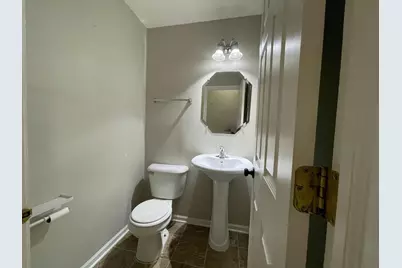 [Address not provided], Hoffman Estates, IL 60192 - Photo 9