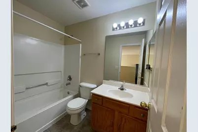 [Address not provided], Hoffman Estates, IL 60192 - Photo 17