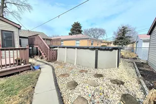 7807 Parkside Ave, Burbank, IL 60459 - Photo 17