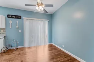 2914 Woodside Dr, Joliet, IL 60431 - Photo 5