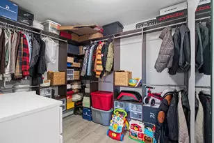 900 Center St, Des Plaines, IL 60016 - Photo 9