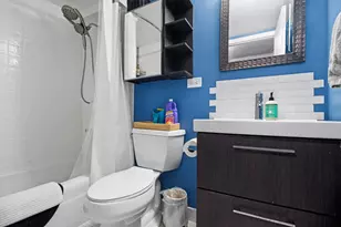 900 Center St, Des Plaines, IL 60016 - Photo 13