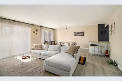 900 Center Street #3A, Des Plaines, IL 60016 - Photo 3