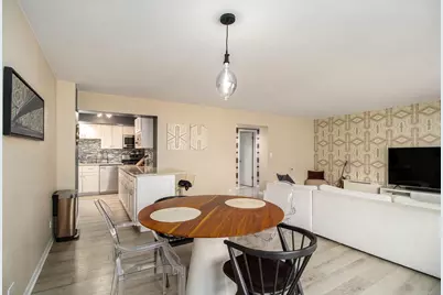 900 Center Street #3A, Des Plaines, IL 60016 - Photo 5