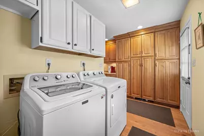 5N490 Hidden Springs Drive, Saint Charles, IL 60175 - Photo 25