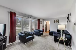 6117 W 81st St, Burbank, IL 60459 - Photo 5