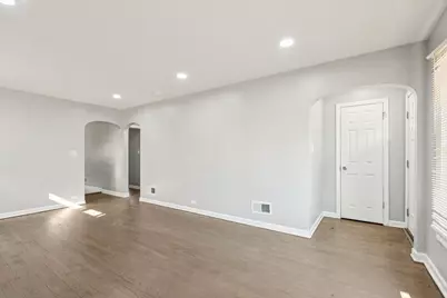 14230 S Normal Avenue, Riverdale, IL 60827 - Photo 9