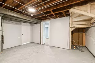 14230 S Normal Ave, Riverdale, IL 60827 - Photo 29