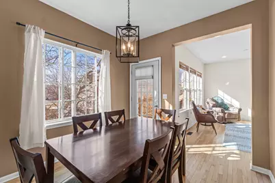 1812 Kelberg Avenue, Hoffman Estates, IL 60192 - Photo 11