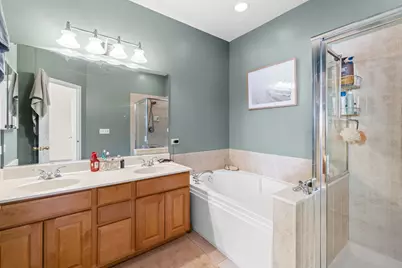 1812 Kelberg Avenue, Hoffman Estates, IL 60192 - Photo 21