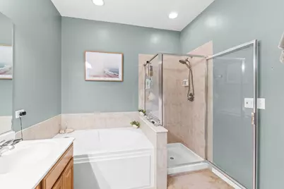 1812 Kelberg Avenue, Hoffman Estates, IL 60192 - Photo 23