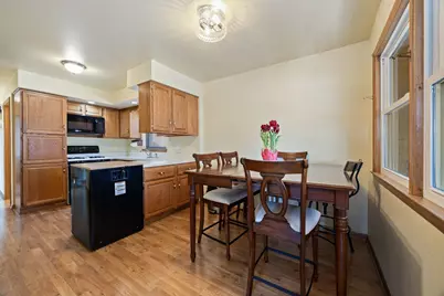 [Address not provided], Brookfield, IL 60513 - Photo 9