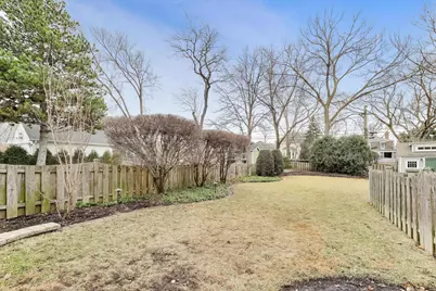 266 W Claremont Street, Elmhurst, IL 60126 - Photo 35