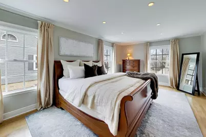 266 W Claremont Street, Elmhurst, IL 60126 - Photo 17