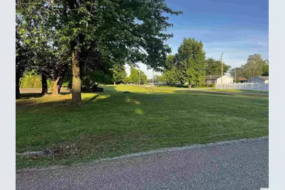 219 S First Street, Carthage, IL 62321 - Photo 27