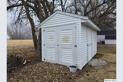 710 Country Lane, Carthage, IL 62321 - Photo 31