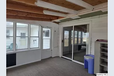 710 Country Lane, Carthage, IL 62321 - Photo 19