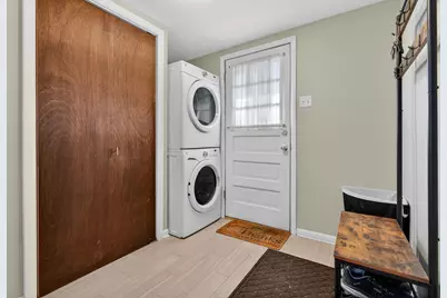 2408 Meridian Drive, Joliet, IL 60431 - Photo 17