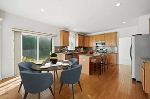 402 Marshall Ash St, Bolingbrook, IL 60490 - Photo 5