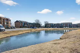 734 N Briar Hill Ln, Addison, IL 60101 - Photo 17