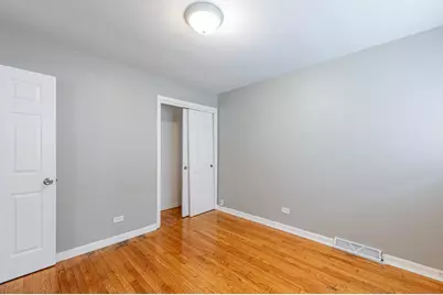 7637 S Essex Avenue #1, Chicago, IL 60649 - Photo 17