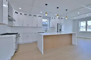 7509 N Oleander Ave, Chicago, IL 60631 - Photo 9