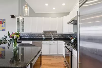 1473 W Irving Park Road #4E, Chicago, IL 60613 - Photo 11