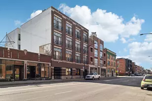 1473 W Irving Park Rd, Chicago, IL 60613 - Photo 3