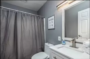 823 Heather Ln, Ottawa, IL 61350 - Photo 5