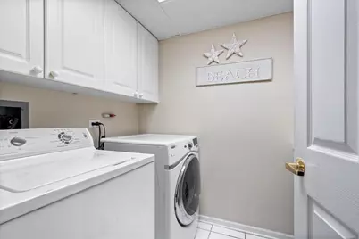 3850 W Bryn Mawr Avenue #310, Chicago, IL 60659 - Photo 19