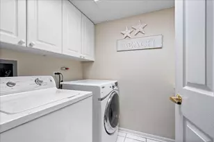 3850 W Bryn Mawr Ave, Chicago, IL 60659 - Photo 19