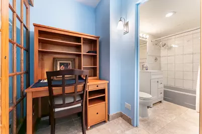 253 E Delaware Place #4E, Chicago, IL 60611 - Photo 9