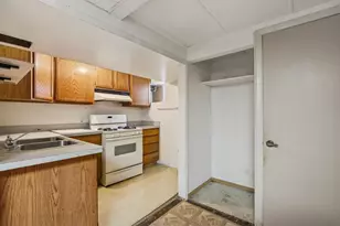 3821 Cheyenne Rd, Gurnee, IL 60031 - Photo 17