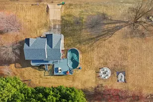 1645 Sir Lawrence Ln, Dixon, IL 61021 - Photo 35