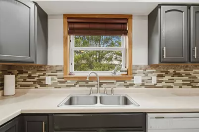 1645 Sir Lawrence Lane, Dixon, IL 61021 - Photo 9