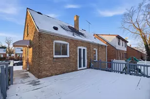 18037 Ridgewood Ave, Lansing, IL 60438 - Photo 17