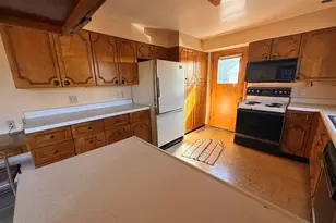 503 E Main St, Morrison, IL 61270 - Photo 3