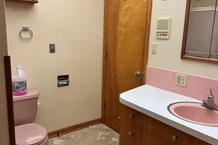 503 E Main St, Morrison, IL 61270 - Photo 9