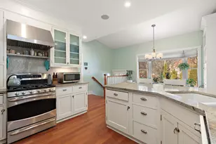 2158 Cedar Rd, Homewood, IL 60430 - Photo 11