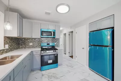 8121 S Commercial Avenue, Chicago, IL 60617 - Photo 7