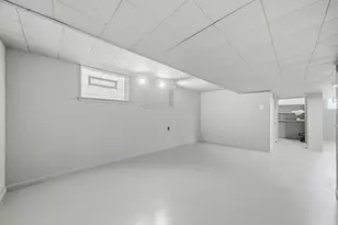 8121 S Commercial Ave, Chicago, IL 60617 - Photo 27