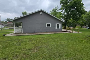 2806 Jones St, Eldorado, IL 62930 - Photo 3