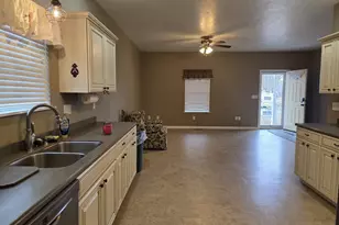 2806 Jones St, Eldorado, IL 62930 - Photo 7