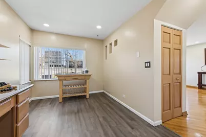 23 W Algonquin Road, Des Plaines, IL 60016 - Photo 9