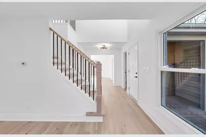 [Address not provided], Buffalo Grove, IL 60089 - Photo 11