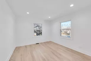 [Address not provided], Buffalo Grove, IL 60089 - Photo 23